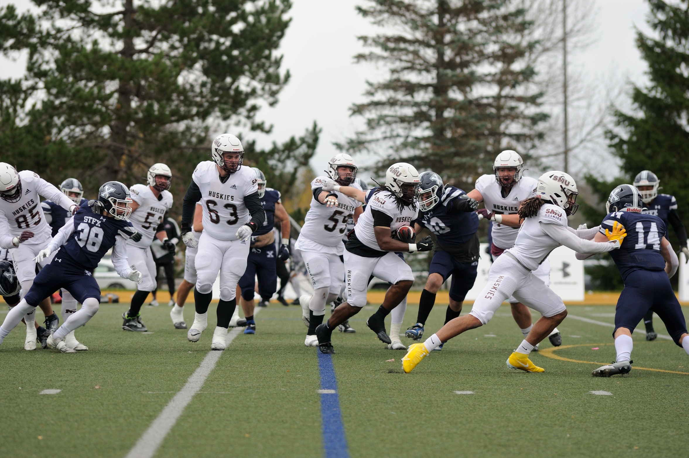 Huskies punch ticket to Loney Bowl with 21-17 semifinal win over X-Men