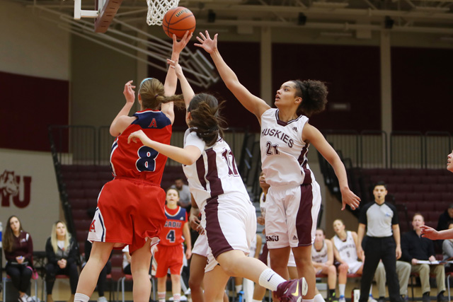 Courtney Cain-Nordin&rsquo;s game-winner clinches No. 10 ranked SMU&rsquo;s 59-58 victory over Acadia