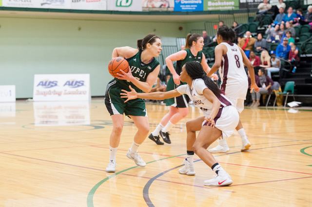 Panthers rally behind Rigby&rsquo;s dominant second half in win over Saint Mary&rsquo;s