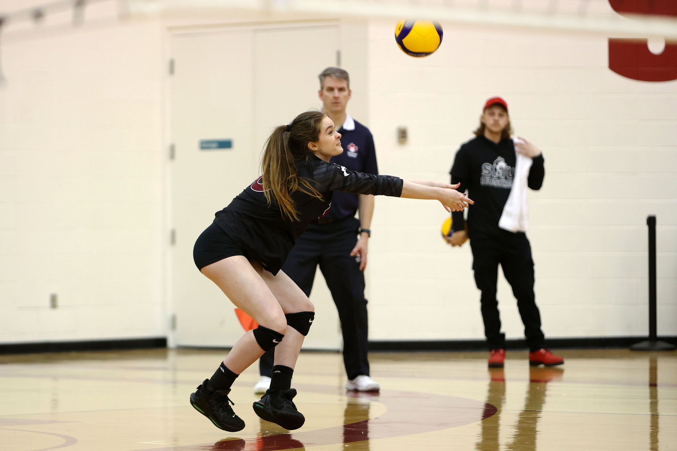Huskies defeat Sea-Hawks for their eighth straight win
